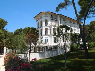 VILLA HORTENSIJA 5*